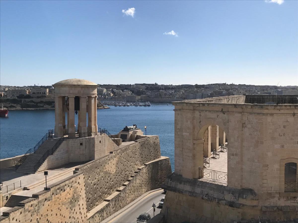 Valletta Harbour View Room photo